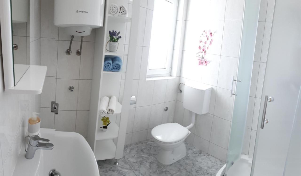 Apartment Dana Задар Екстер'єр фото